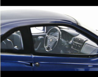 Alfa Romeo GTV 2.0 T.Spark 16V 1995 BLU ATOLLO Laudoracing 1:18 Resinemodell (Türen, Motorhaube... nicht zu öffnen!)